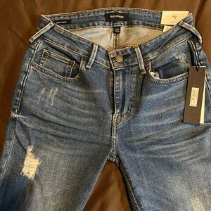 Women’s TRUE RELIGION jeans